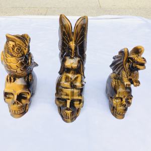 Groothandel Hoge Kwaliteit Crystal <span class=keywords><strong>Tiger</strong></span> <span class=keywords><strong>Eye</strong></span> Schedels Met Papegaai Kristal Unieke Carving Tijgeroog Standbeeld Voor Decoratie - Product Image 3