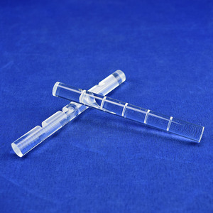 Varillas <span class=keywords><strong>de</strong></span> <span class=keywords><strong>Vidrio</strong></span> <span class=keywords><strong>de</strong></span> Cuarzo <span class=keywords><strong>de</strong></span> Alta Pureza y Precisión Personalizadas con Marcas/Graduaciones para <span class=keywords><strong>Uso</strong></span> en <span class=keywords><strong>Laboratorio</strong></span> e Industrial, Alta Transmitancia - Product Image 1