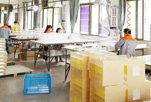 Sürüngen Teraryumu Yetiştirme Tankı Akrilik Kertenkele Besleme Kutusu Yüksek Şeffaflık Kolay Montaj Havalandırma UV Sıcaklığa Dayanıklı - Product Image 6