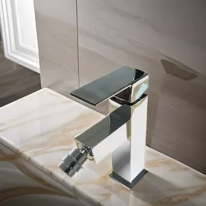Atacado New Promotional Brass Banheiro Bidé Faucet Lavatory Design para Mulheres Torneiras