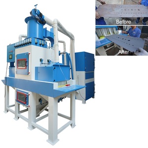 Machine de sablage à convoyeur à rouleaux automatique spécialement personnalisée pour l'élimination de la rouille des métaux - Product Image 1