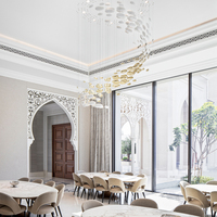 Décoration personnalisée Éclairage en métal Pendentif LED moderne de luxe Restaurant Bar Hôtel Maison Lustre Aras suspendus