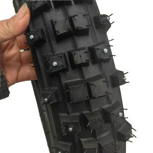 3,00-12 3,00-10 Neumático de <span class=keywords><strong>nieve</strong></span> <span class=keywords><strong>para</strong></span> motocicletas Neumático de uñas antideslizante en nuevas condiciones Tubo interior de butilo de goma sin cámara - Product Image 1