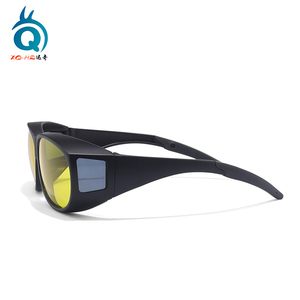 <span class=keywords><strong>Lunettes</strong></span> de nuit polarisées jaunes haute définition UV400 à porter par-dessus les <span class=keywords><strong>lunettes</strong></span> de vue pour unisexe - Product Image 5