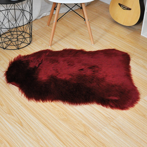 Sofá cama para mascotas de piel sintética personalizado al por mayor con logotipo OEM Base antideslizante y funda lavable extraíble para cojín de colchoneta para dormir de perro - Product Image 5