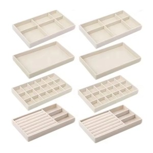 Bandeja de Exhibición de Joyería de Lujo Ligero Color Crema Personalizada al por Mayor con Interior de Terciopelo y Borde Metálico - Product Image 1