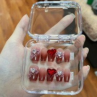 Échantillon Gratuit Boîte de Rangement pour Faux Ongles 7,5*7,5cm Étui en Plastique Transparent Blanc Noir Carré à Rabat Petit Présentoir à Bijoux Emballage