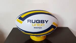 Ballon d'entraînement de rugby de haute qualité Taille-5 cousu à la main toutes saisons Durable avec Super Grip Meilleur produit de balle - Product Image 2