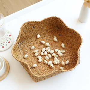 จานผลไม้ทำจากฟางสไตล์ชนบทสำหรับห้องนั่งเล่นโต๊ะกาแฟของว่างตะกร้าขายของชำโฮมสเตย์ร้านอาหารแผนกต้อนรับ - Product Image 1