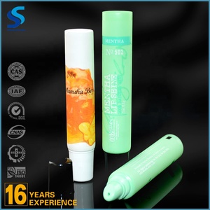 Vente chaude faire votre propre brillant à lèvres tube pantone couleur mat <span class=keywords><strong>kylie</strong></span> liquide rouge à lèvres tube - Product Image 2