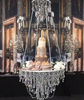 Lustre moderne en perles acryliques et cristaux, avec pendentif diamant, support à gâteau suspendu, décoration de mariage nuptiale en forme de chapeau haut-de-forme oscillant