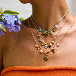 Ensemble de colliers de perles avec breloques, design floral, à porter au quotidien, couleur or, pendentif multicolore, bijoux pour femmes - Product Image 3