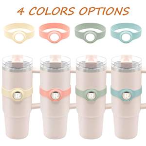 Anillo de Silicona para AirTag con Decoración Circular Metálica de la A a la Z para Accesorios de Vaso Stanley de 40 oz - Product Image 5