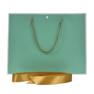 Bolsas de Papel Ecológicas para Compras y Regalos con Cierre de Cordón, Reutilizables e Impermeables, Personalizables para Accesorios de Velas - Product Image 5