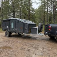 ONLYWE Caravane tout-terrain 4x4 de 11,48 pieds avec cuisine coulissante, suspension indépendante, grand lit familial pour le camping hors réseau