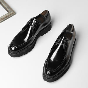 Bottes courtes en cuir véritable pour homme de luxe et de haute qualité, à lacets polis, idéales pour les occasions formelles professionnelles - Product Image 5