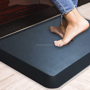 Tapis Ergonomique Anti-Fatigue pour Cuisine, Postes de Travail, DJ – Réduit le Stress et la Douleur Articulaire – Design Moderne et Luxueux Rouge Unique - Product Image 3