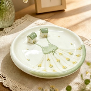 Assiette en céramique Lelyi créative et mignonne, faite à la main, peinte à la main, de forme <span class=keywords><strong>maison</strong></span>, à haute valeur esthétique, pour fruits et salades, vente en gros - Product Image 6
