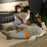 Peluche personnalisée OEM Requin Pirate, cadeau d'Halloween, animaux en peluche, oreiller câlin, peluches de requin OEM personnalisables