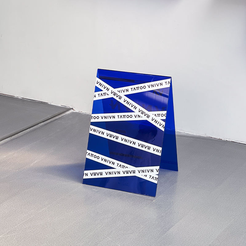 สีฟ้า Klein