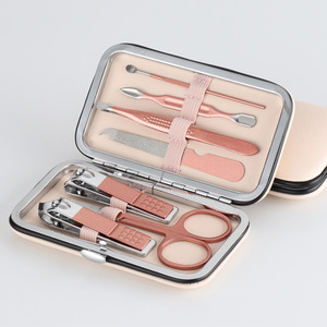 Magnifique ensemble de manucure et pédicure en acier inoxydable rose doré 18 pièces avec coupe-ongles, outils de beauté pour femmes et filles - Product Image 5