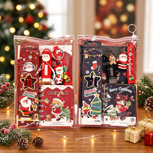 Coffret cadeau commémoratif de papeterie scolaire personnalisée CCH pour les fêtes de Noël - Product Image 1