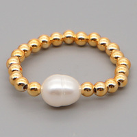 Neu eingetroffen: Boho Mädchen Schmuck, Kreativer Handgemachter, dehnbarer und elastischer Ring aus 18K vergoldetem Edelstahl mit Süßwasserperle