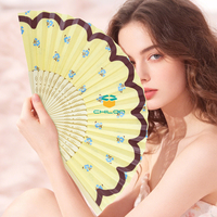 Éventail pliable en bambou pour femme avec motif peint, style vintage, pour la danse, les festivals de musique, les mariages et les décorations d'église