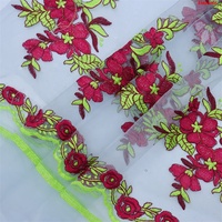 Vente en gros de tissu tulle brodé bicolore vert et rouge robe de mariée en tissu de dentelle motif floral 3d personnalisé