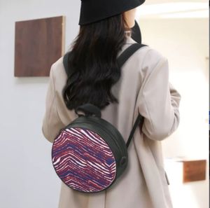 Décoration de sport de coussin de football de buffle personnalisé, cadeau pour papa fils <span class=keywords><strong>Guy</strong></span> lui, ballon de joueur de football Art bleu rouge - Product Image 3