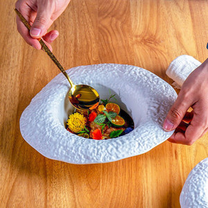 Assiettes à <span class=keywords><strong>soupe</strong></span> au <span class=keywords><strong>design</strong></span> rocheux irrégulier, bols à dessert en porcelaine blanche pour la vaisselle de restaurant - Product Image 3