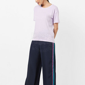 Camiseta de Mujer al Por Mayor, Precio de Fábrica, 100% Transpirable, de Alta Calidad, Manga Corta, Personalizada en Color y Talla, Ropa Casual Femenina - Product Image 4