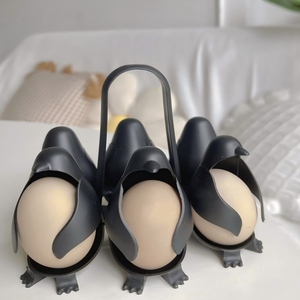 Gadget <span class=keywords><strong>de</strong></span> cuisine transfrontalier : Cuiseur à œufs <span class=keywords><strong>Pingouin</strong></span> avec support <span class=keywords><strong>de</strong></span> cuisson vapeur pour œufs et support pour œufs durs, pour usage domestique - Product Image 4