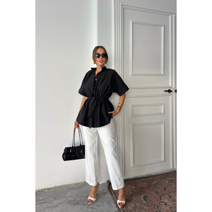 เสื้อเชิ้ตผ้าป๊อปลินสีดำสำหรับผู้หญิง พร้อมดีเทลจับจีบช่วงเอว เสื้อเบลาส์และเสื้อเชิ้ตสุดหรู - Product Image 2