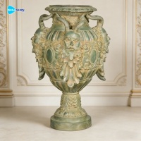 Statue de chérubin en bronze antique plaqué, jardinière, vase de luxe sur mesure, figurine de Cupidon pour la décoration extérieure de manoir et de domaine