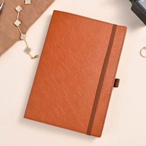Cuaderno de Tapa Dura A5, Resistente a los Arañazos, de Cuero PU con Dibujos Animados Hechos a Mano, Ligero e Innovador, con 80 Hojas - Product Image 1