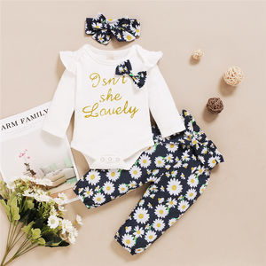 Ensemble de 3 pièces pour bébé nouveau-né : haut à nœud blanc, pantalon fleuri, combinaison personnalisée - Product Image 2