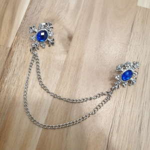 Spille eleganti uomo e donna di lusso Seowon camicia da giardino corpetto e camicetta accessori - Product Image 1