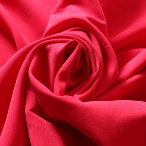 ผ้าโพลีเอสเตอร์สีแดง110GSM เป็นมิตรกับสิ่งแวดล้อมผ้าทอแบบเรียบง่ายเป็นมิตรกับสิ่งแวดล้อมสำหรับเด็กผู้หญิงกางเกงขาสั้น<span class=keywords><strong>ชาย</strong></span>หาดและแจ็คเก็ตกลางแจ้ง - Product Image 5