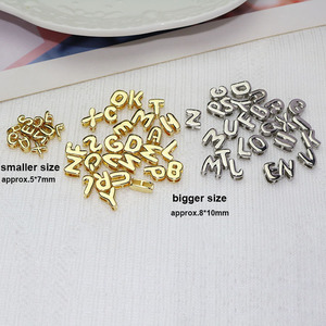 JS1726 Populaire Minimaliste Mini Petite Bulle 18 Carats Plaqué Or Petites Breloques Coulissantes Lettre Initiale Alphabet Gonflé 3D - Product Image 6