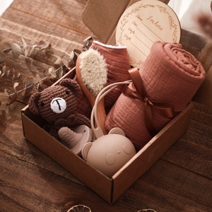 PTZ1539 attivo stile Baby mussola di cotone coperta e dentizione sonaglio Set doccia neonato regalo con scatola pietra miliare <span class=keywords><strong>per</strong></span> i <span class=keywords><strong>neonati</strong></span> di primavera - Product Image 3