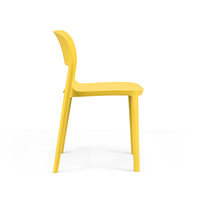 Chaise de salle à manger en plastique polypropylène moderne et bon marché de haute qualité chaise de restaurant empilable en plastique respirant
