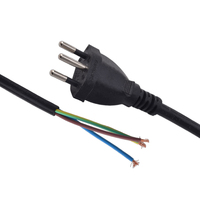 Cable de extensión de cable de alimentación exterior brasileño Dispositivo de conexión de cable de cobre de 3 núcleos y 3 enchufes con uso a prueba de fugas 13 para cables de alimentación