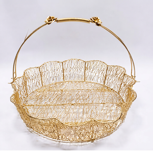 Panier de rangement rond en métal avec poignée, design classique pour l'organisation de la cuisine - Product Image 1