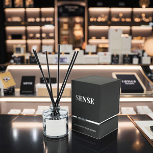 Boîtes d'emballage de flacons de parfum haut de gamme personnalisables avec doublure en éponge, flacons vides de 50 ml, boîtes rigides en relief - Product Image 1