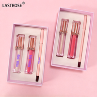 Kit de gloss à lèvres 3-en-1 personnalisable – Maquillage waterproof avec crayon à lèvres rotatif, rouge à lèvres liquide mat et gloss à lèvres – Coffret
