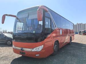 Autobús de Lujo ZK6109 Usado, 45 Asientos, Motor Trasero, Diésel Euro 3, Manual, Color Rojo - Product Image 4