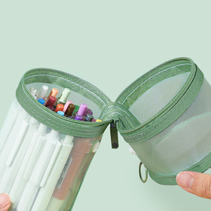 Trousse à crayons transparente en maille grande capacité avec fermeture éclair, logo personnalisable, disponible en plusieurs couleurs. - Product Image 4