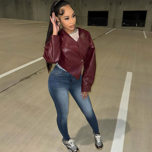 2025 à la mode livraison directe Usa taille en <span class=keywords><strong>cuir</strong></span> Pu femmes manteaux haut court Cool fille vestes élégant décontracté en <span class=keywords><strong>cuir</strong></span> PU vin <span class=keywords><strong>rouge</strong></span> revers - Product Image 2