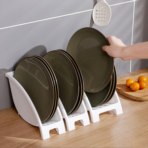 Útiles utensilios <span class=keywords><strong>de</strong></span> cocina: <span class=keywords><strong>Platos</strong></span>, cuencos, estante <span class=keywords><strong>de</strong></span> almacenamiento <span class=keywords><strong>de</strong></span> plástico con <span class=keywords><strong>escurridor</strong></span> para fregadero, encimera o <span class=keywords><strong>armario</strong></span>, escurreplatos <span class=keywords><strong>de</strong></span> plástico. - Product Image 1
